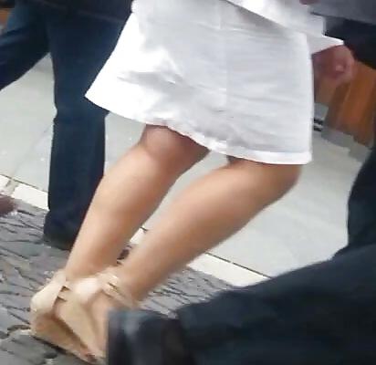 25P Spy feet, legs, foot, ankle sexy women romanian