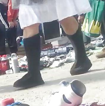 25P Spy feet, legs, foot, ankle sexy women romanian