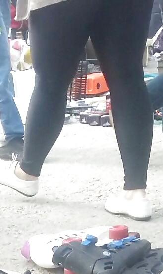 25P Spy feet, legs, foot, ankle sexy women romanian