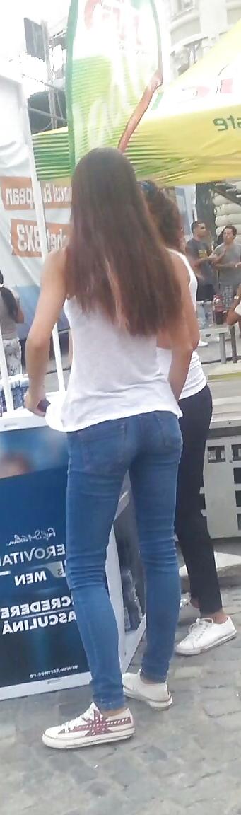 17P Spy sexy old + young eveniment street romanian