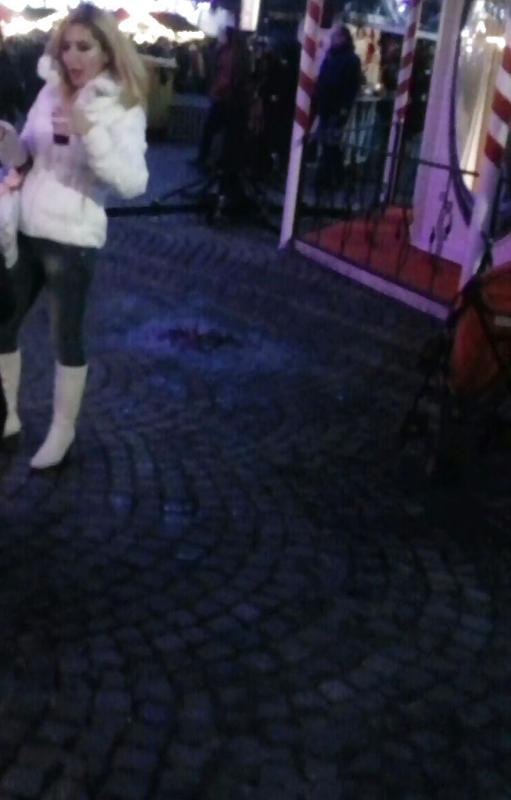 25P Spy sexy old + young christmas festival romanian