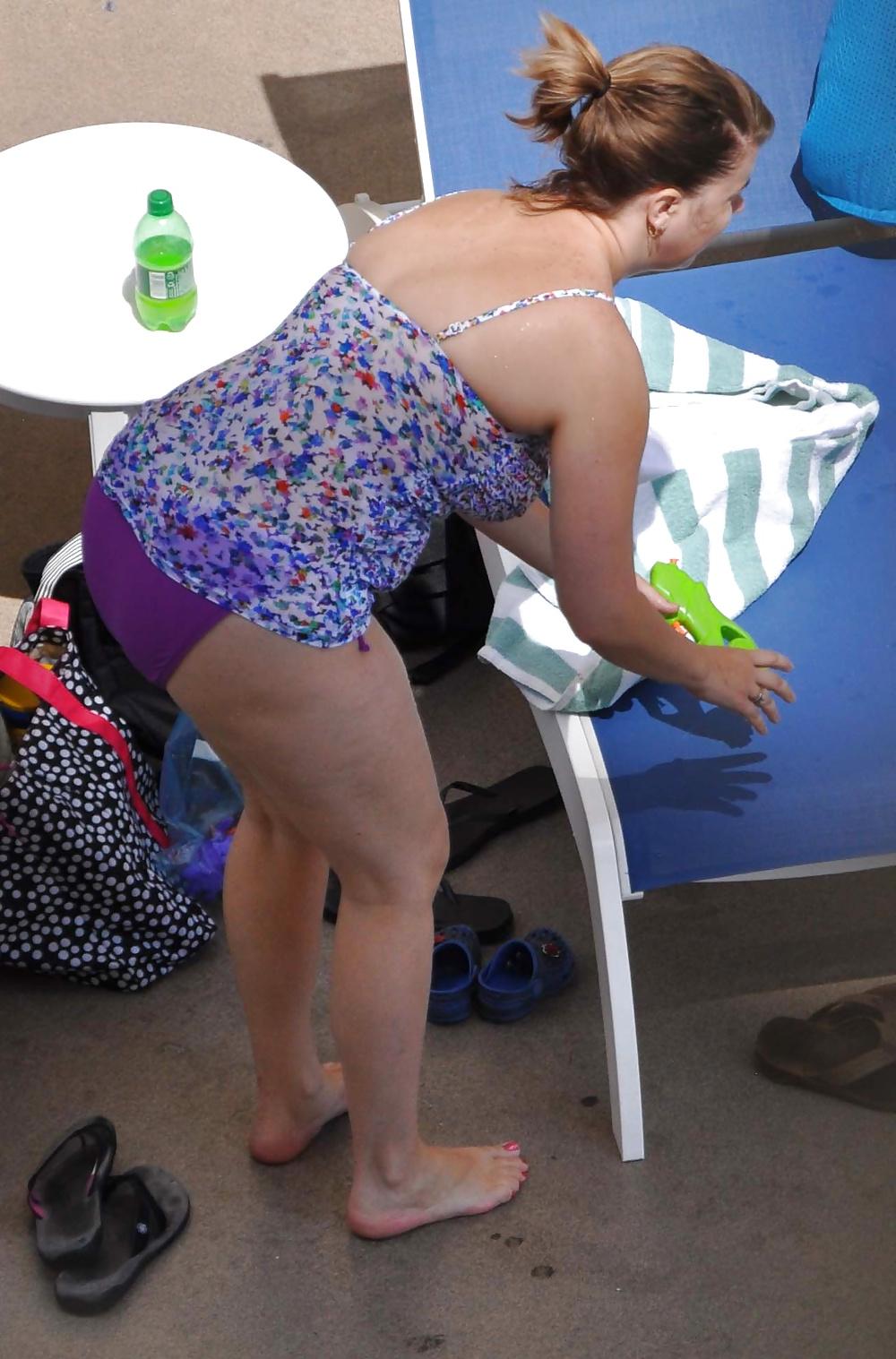 25P Candid MILF Mom Fat Tits Ass by Pool