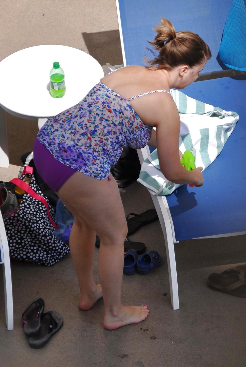 25P Candid MILF Mom Fat Tits Ass by Pool