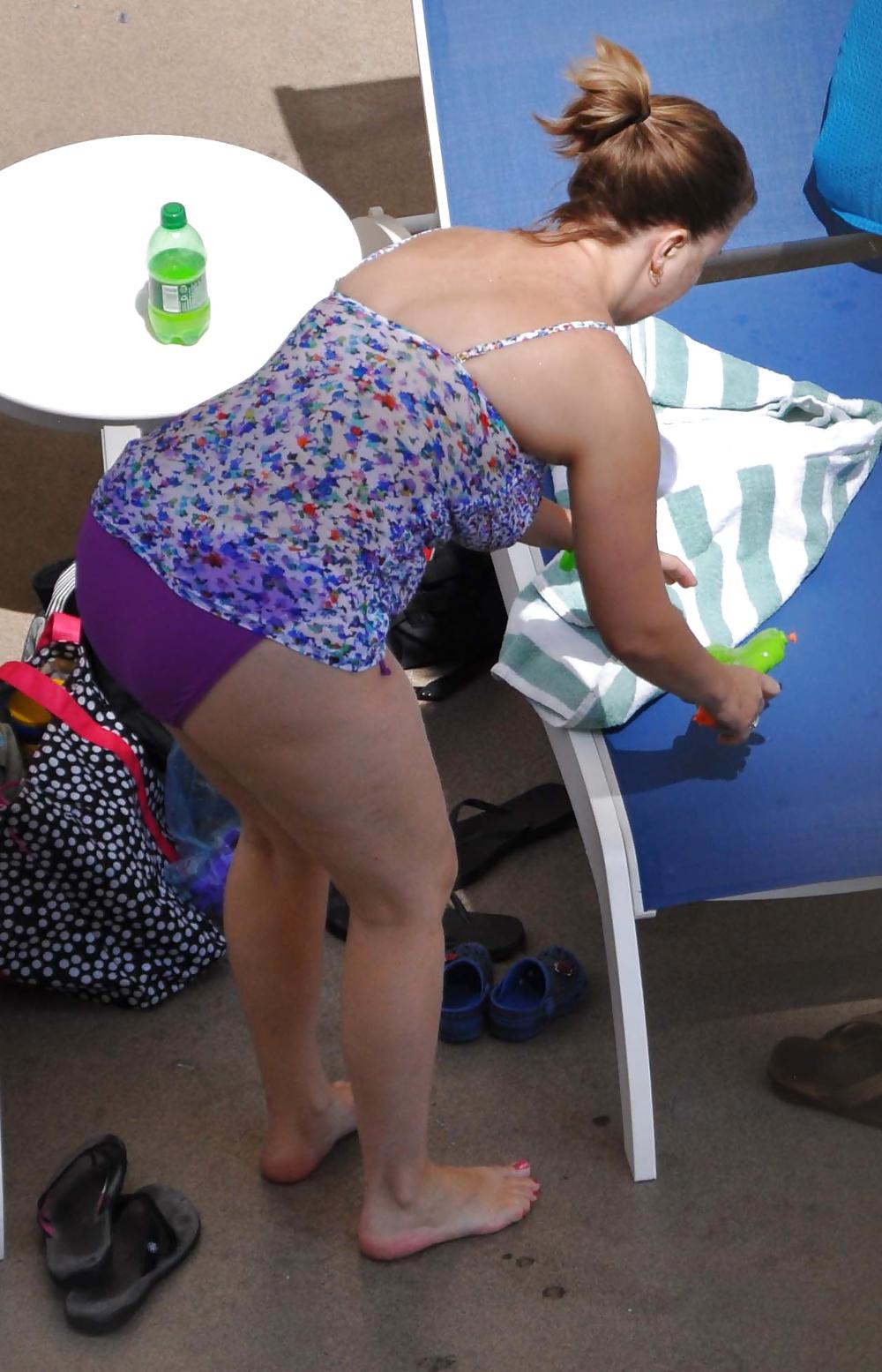 25P Candid MILF Mom Fat Tits Ass by Pool
