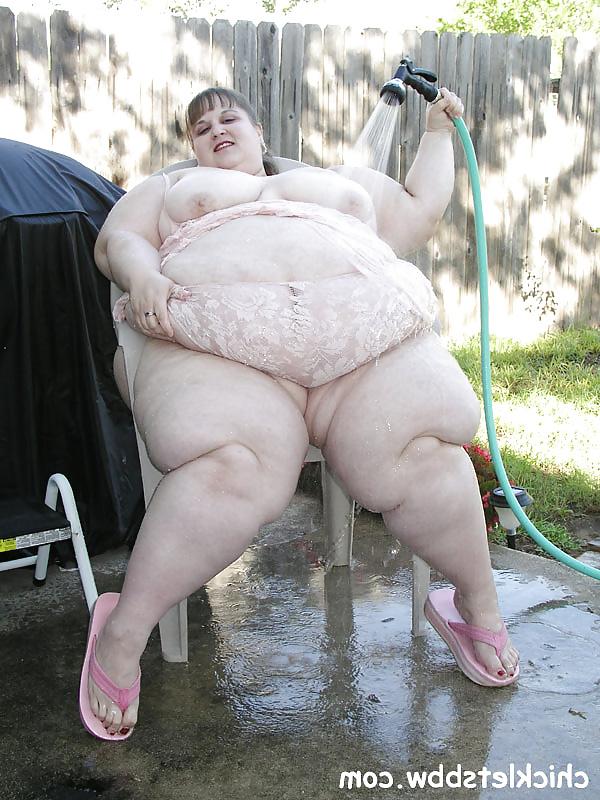 22P SSBBW belly pics 13