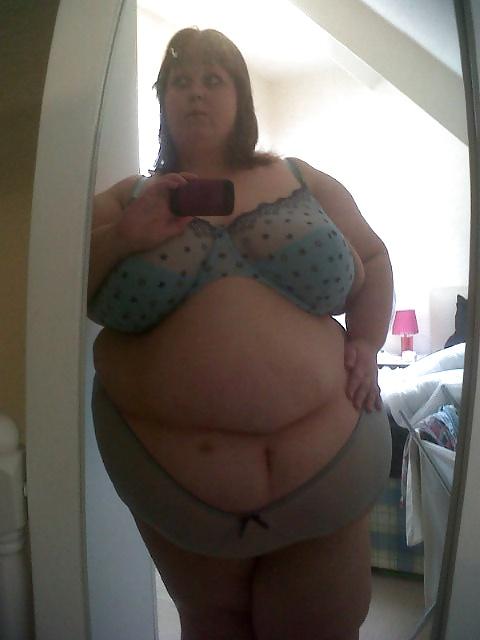 22P SSBBW belly pics 13