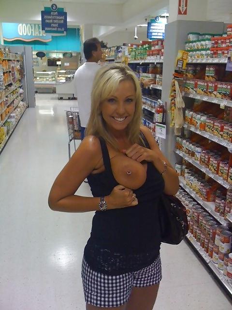 25P Perfect Blonde MILF 2