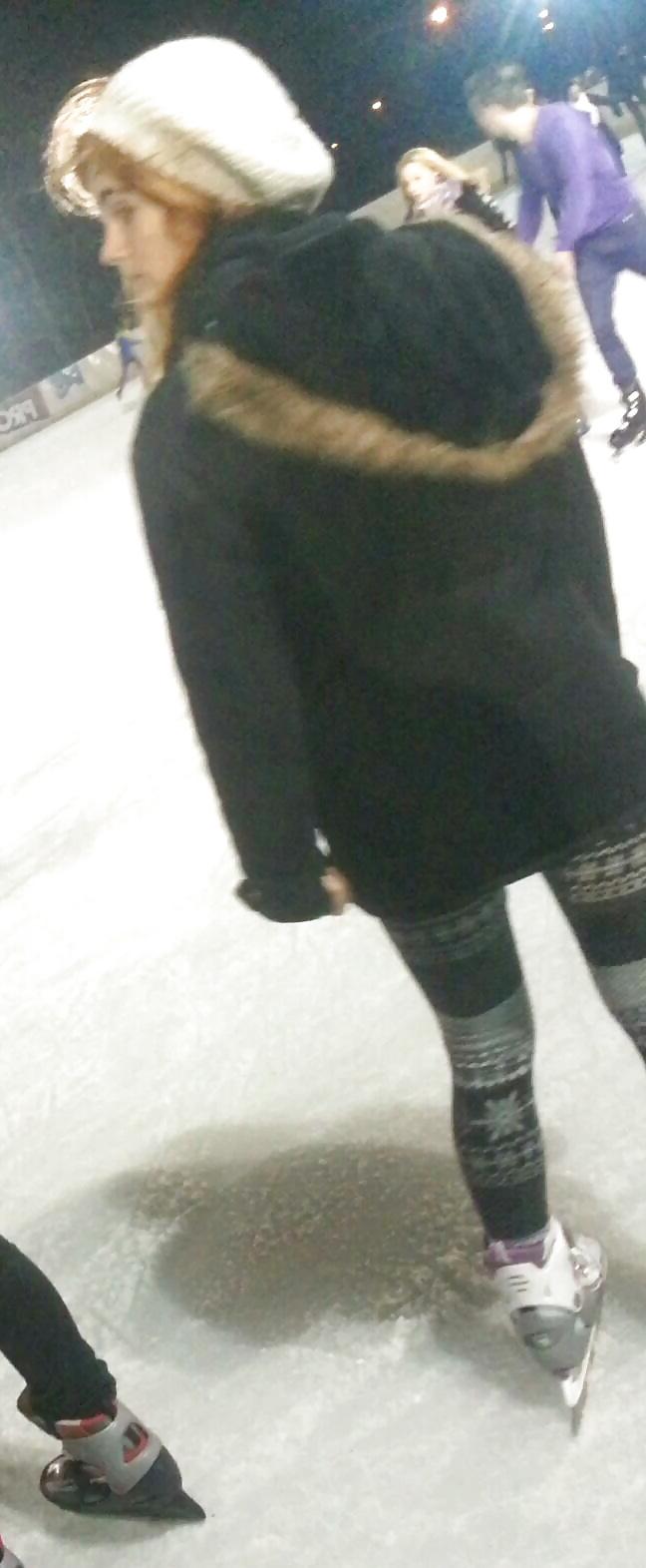 25P Spy sexy old + young in patinoar romanian