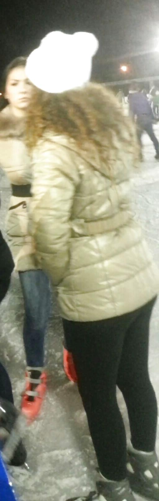 25P Spy sexy old + young in patinoar romanian