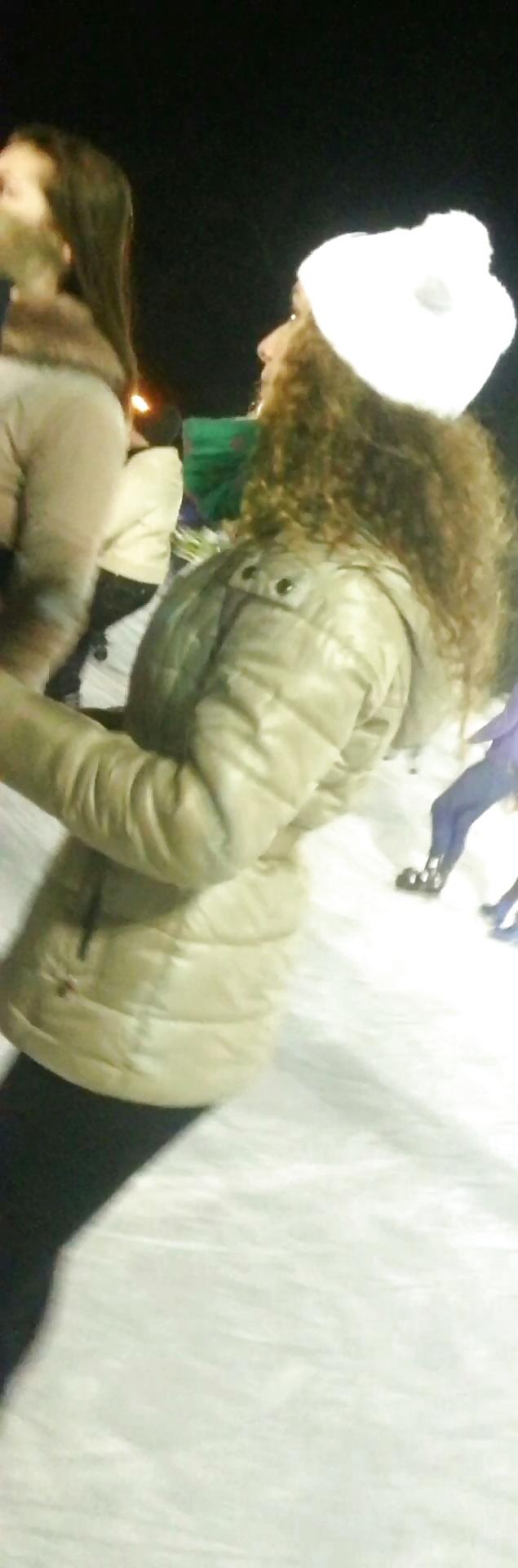 25P Spy sexy old + young in patinoar romanian