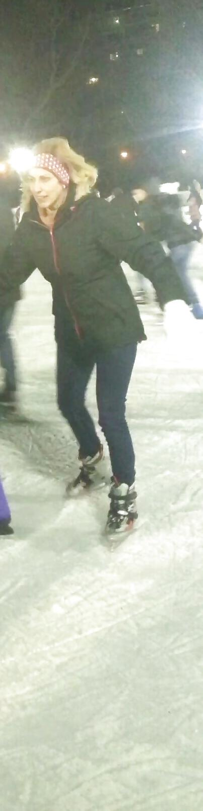 25P Spy sexy old + young in patinoar romanian