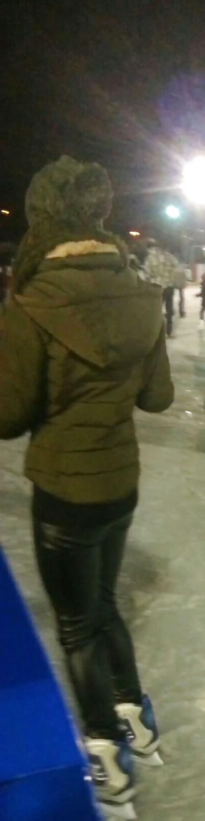 25P Spy sexy old + young in patinoar romanian