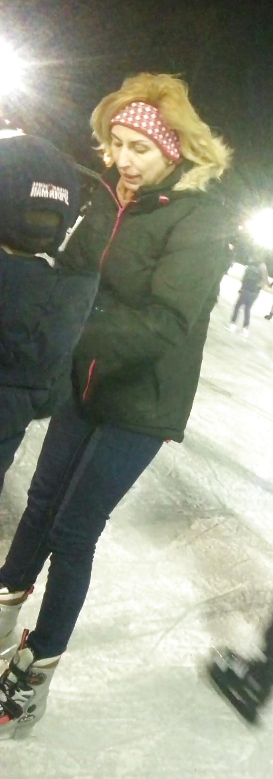25P Spy sexy old + young in patinoar romanian