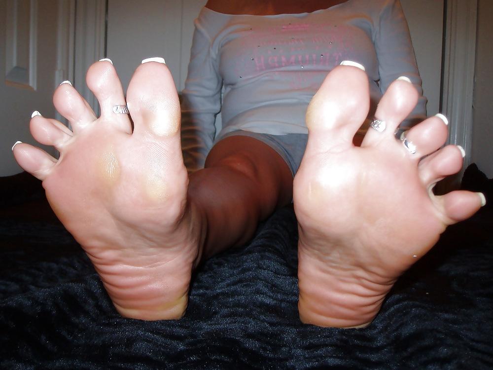 9P Long toe nails