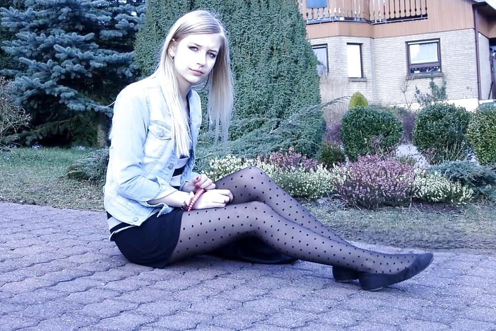 25P Leg Show 40