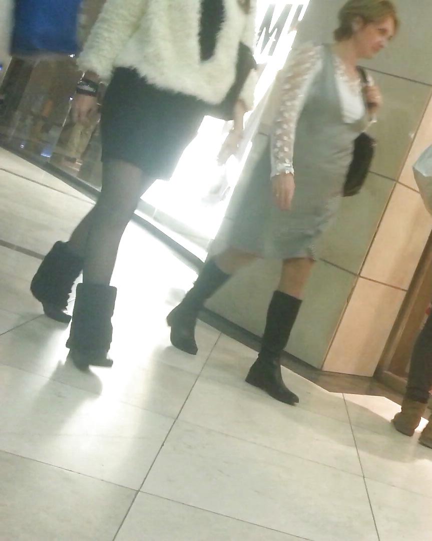 19P Spy old + young sexy nylon and feet romanian