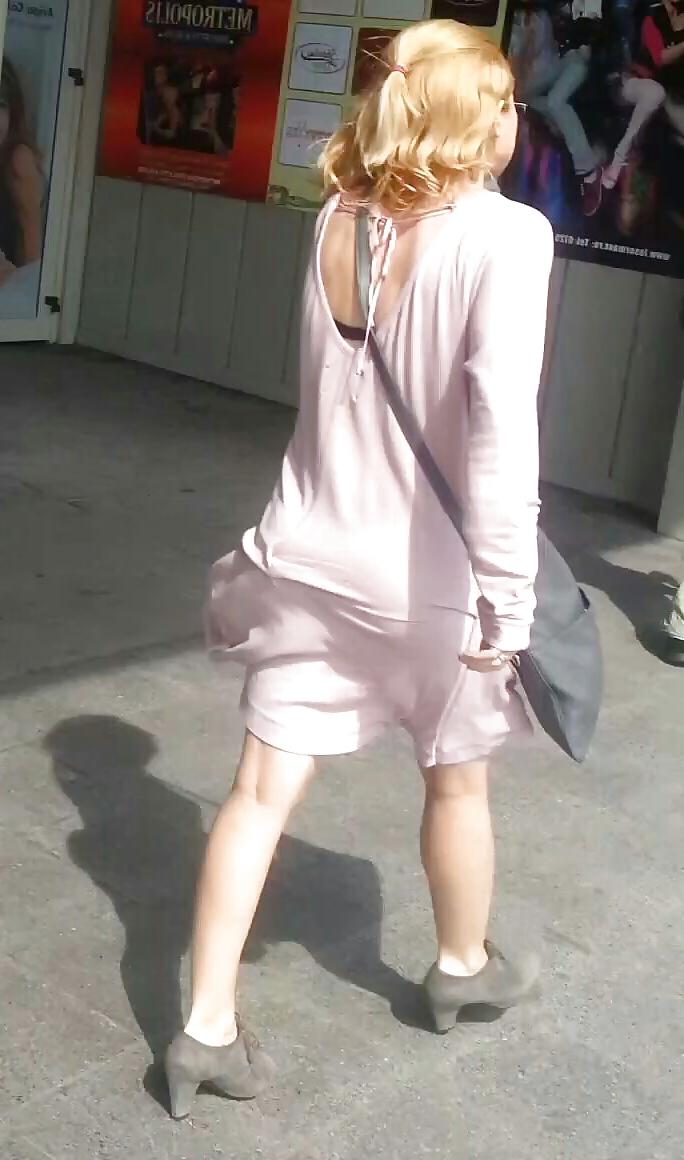 17P Spy sexy blonde skirt and feet romanian