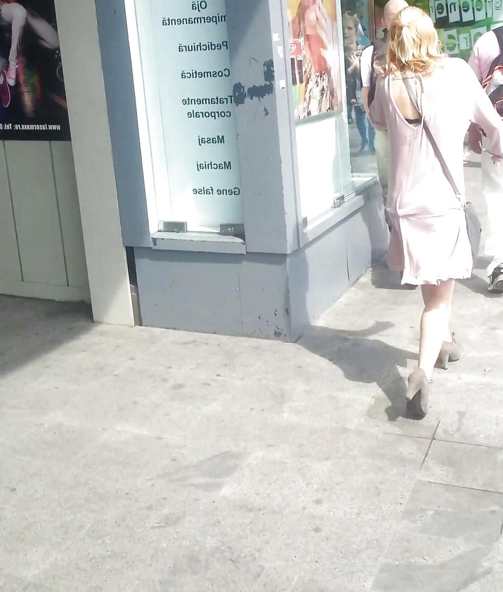 17P Spy sexy blonde skirt and feet romanian
