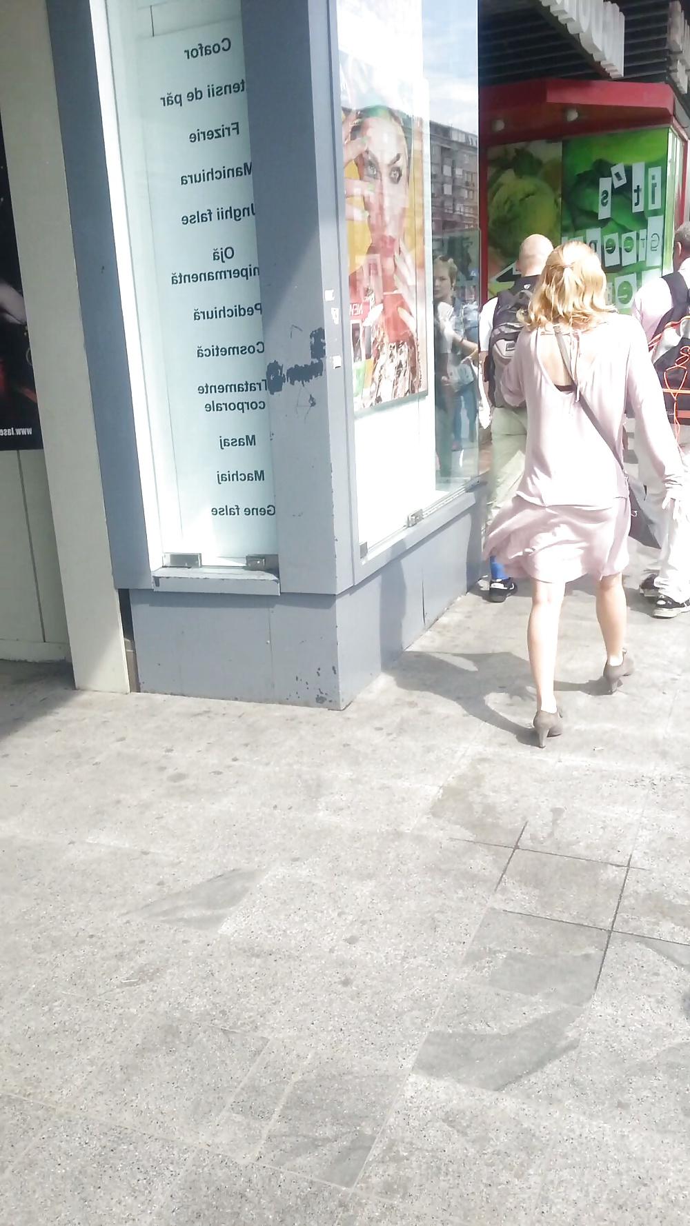 17P Spy sexy blonde skirt and feet romanian