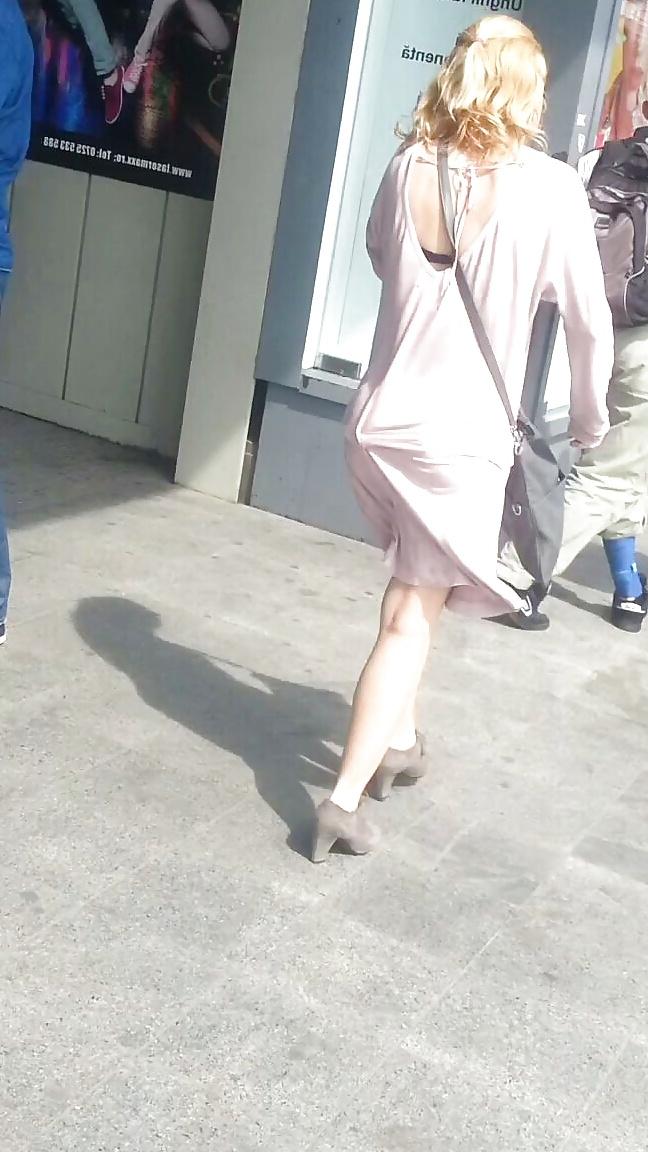 17P Spy sexy blonde skirt and feet romanian