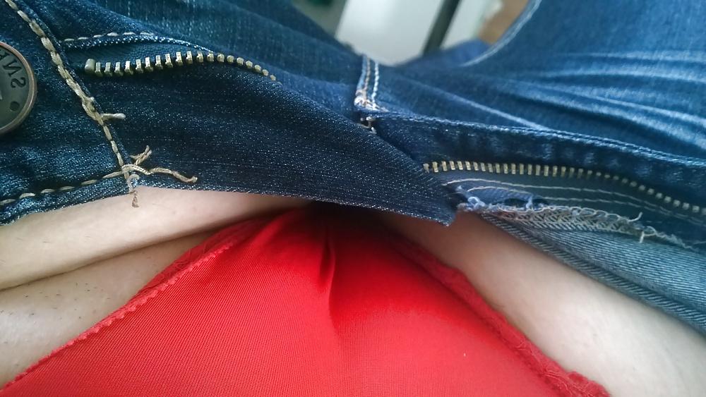 25P Hot, single mom, likes to fuck herself