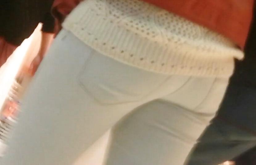 25P Spy mall and supermarket sexy ass women romanian
