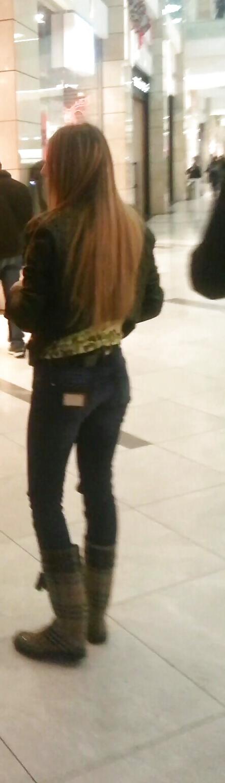 25P Spy mall and supermarket sexy ass women romanian