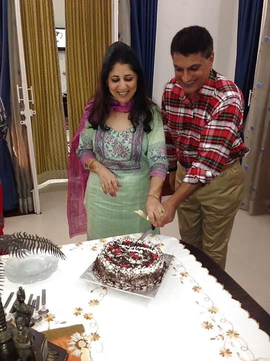 9P Hot Indian mom likes to fuck young sons