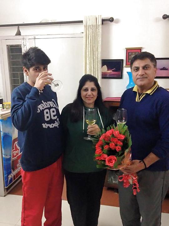 9P Hot Indian mom likes to fuck young sons