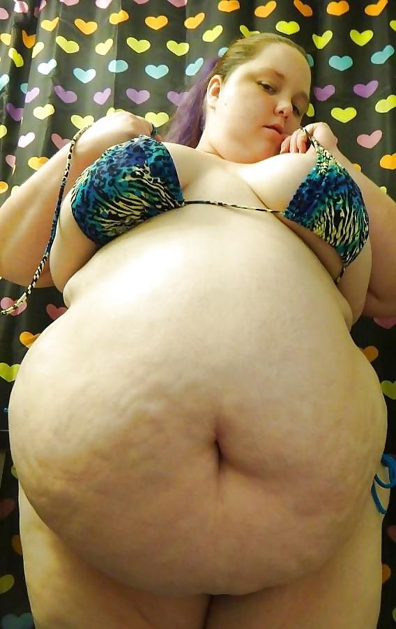 24P Big BELLY !!! :)