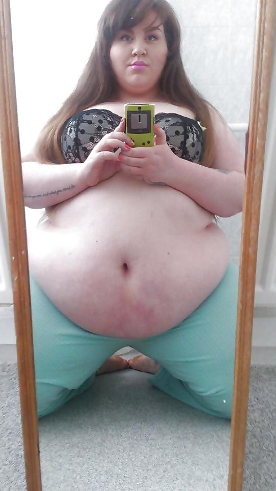24P Big BELLY !!! :)