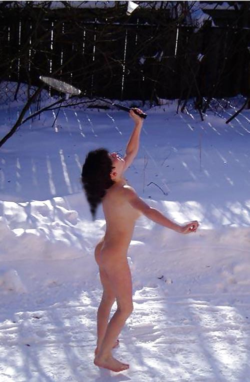 17P Nude sports in winter