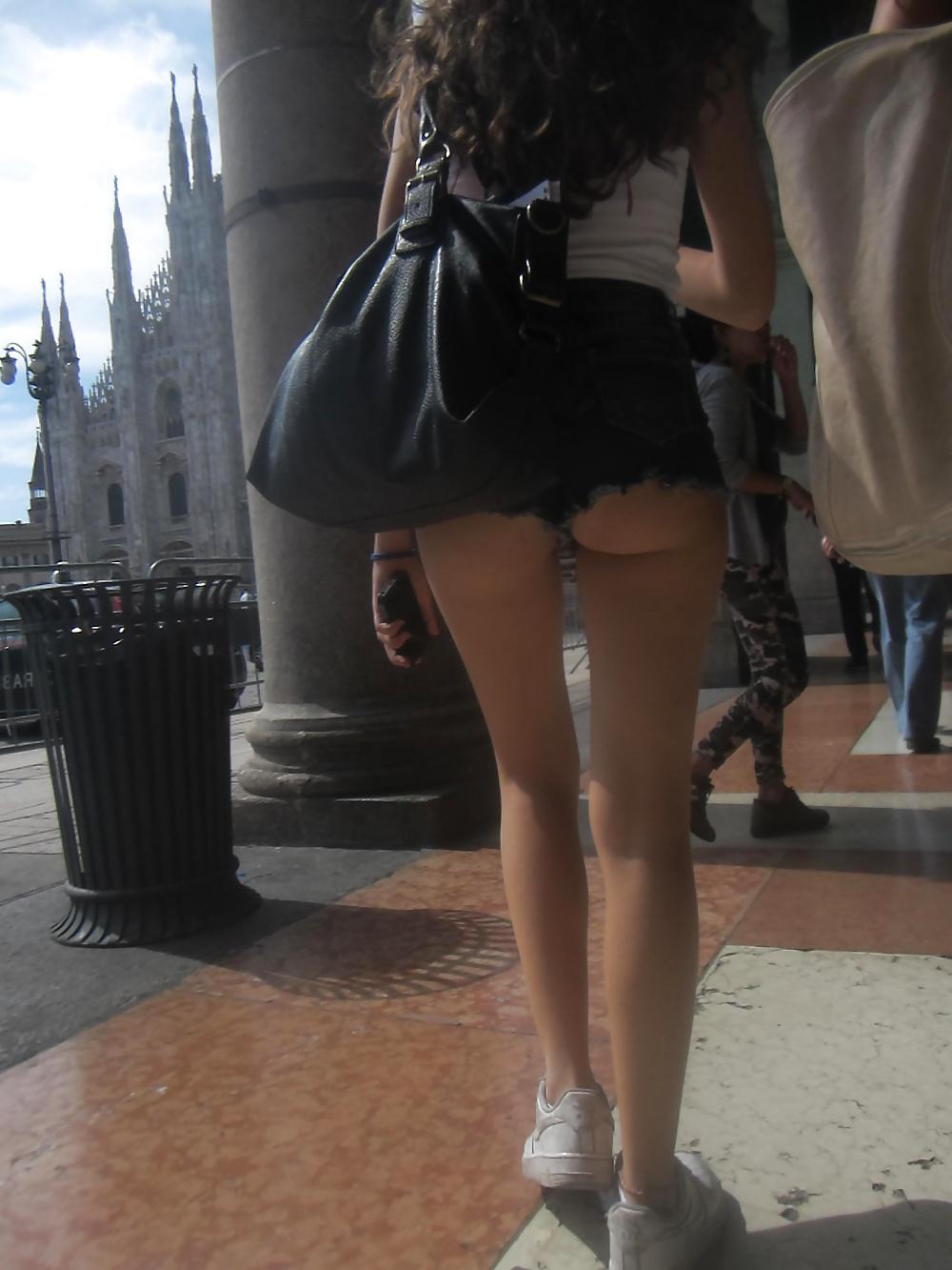 25P Hot Shorts 4