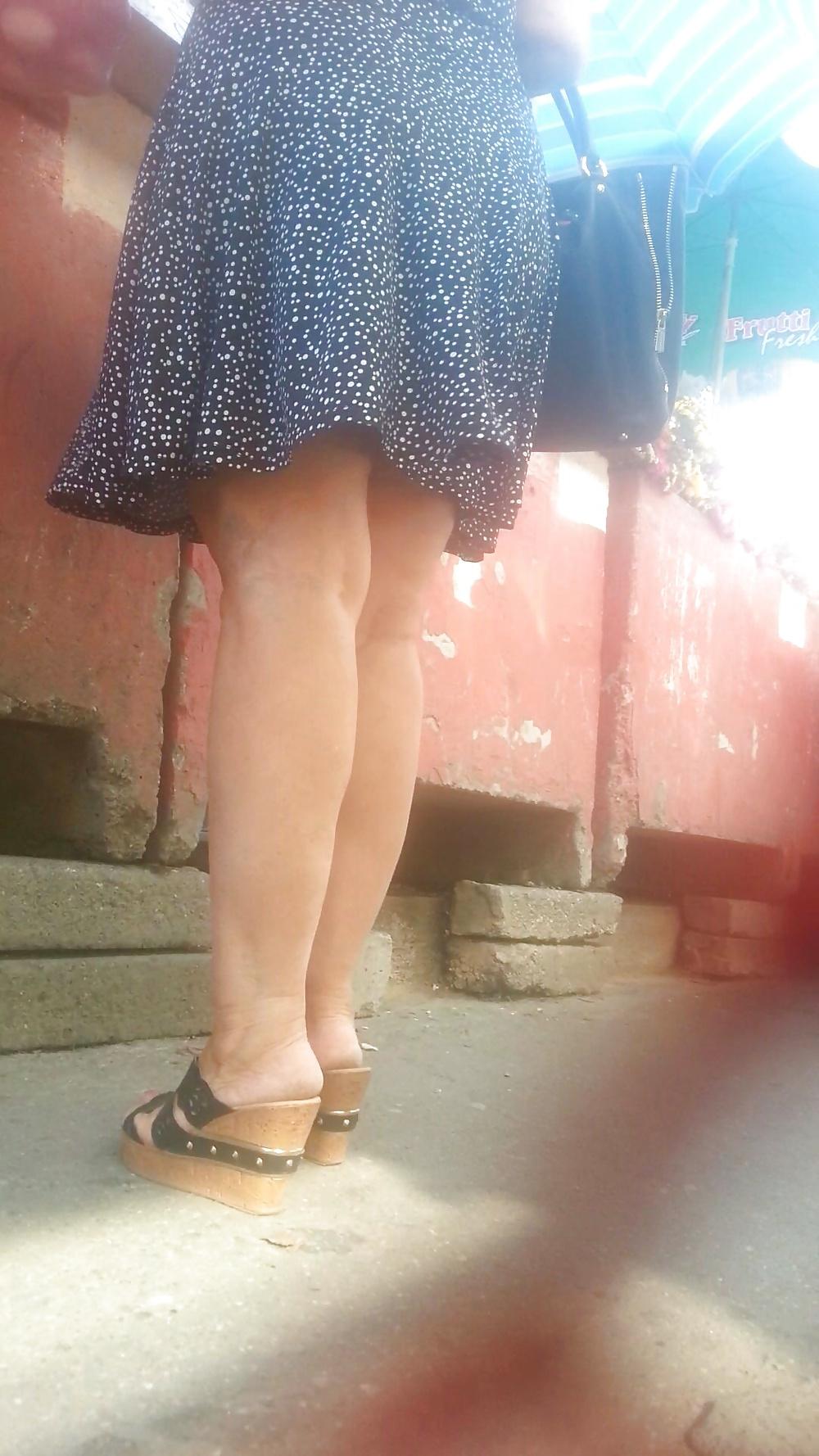25P Spy sexy mature skirt and feet romanian