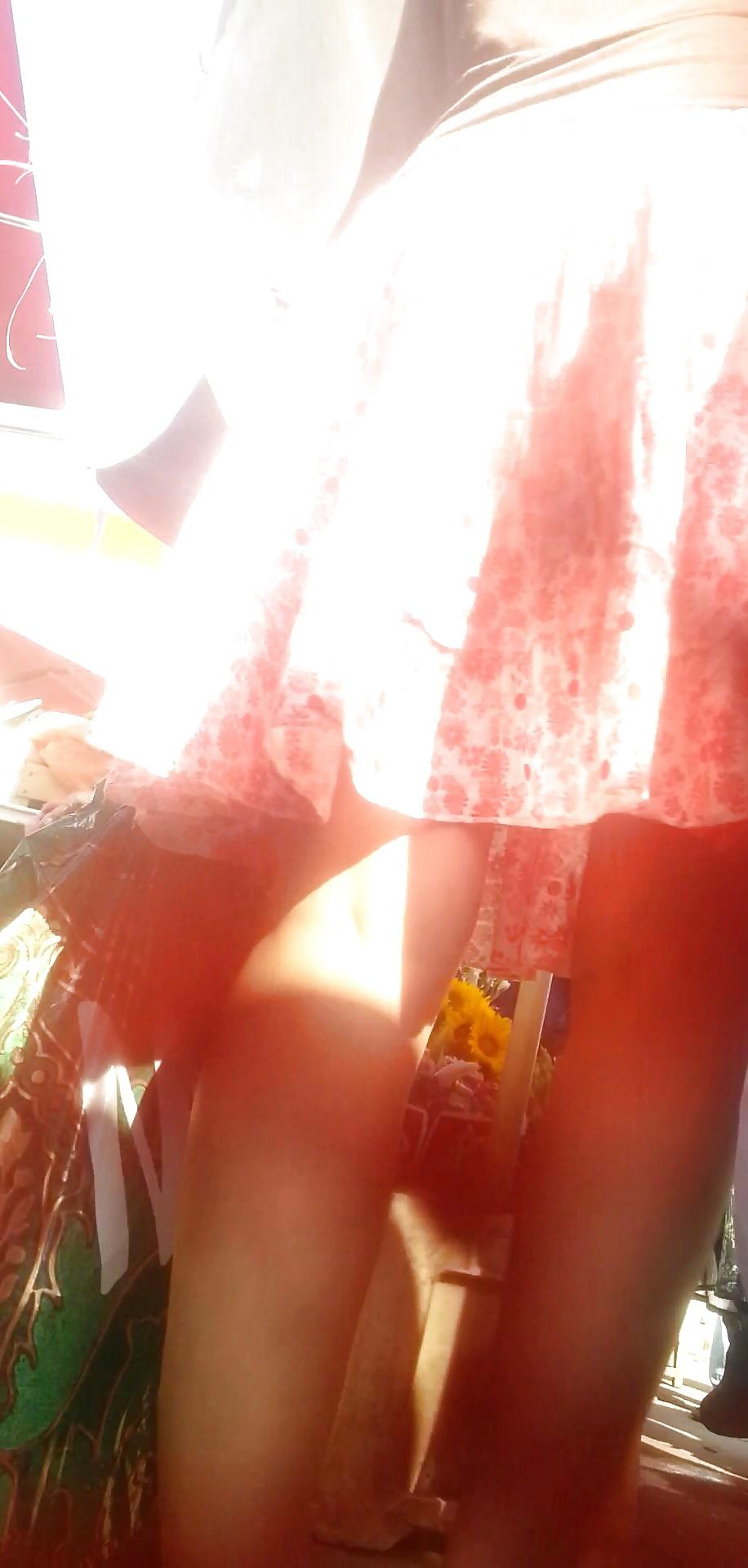 25P Spy sexy mature skirt and feet romanian