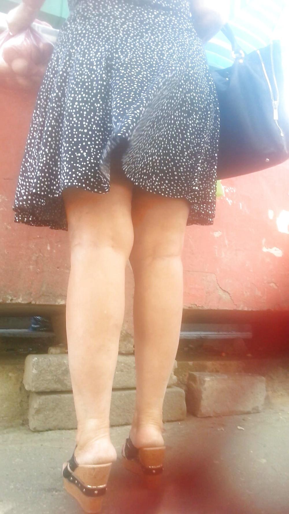 25P Spy sexy mature skirt and feet romanian