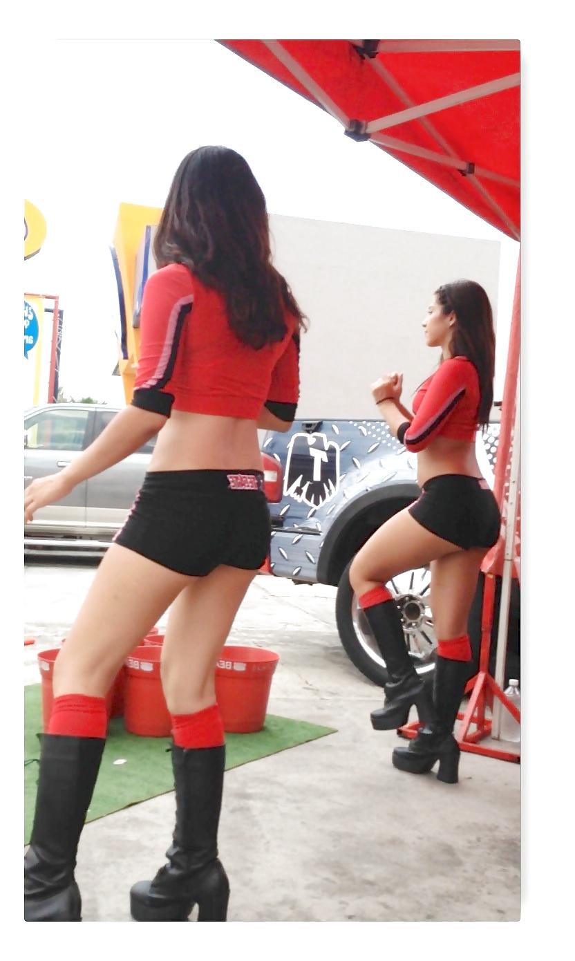 25P Tecate Girls