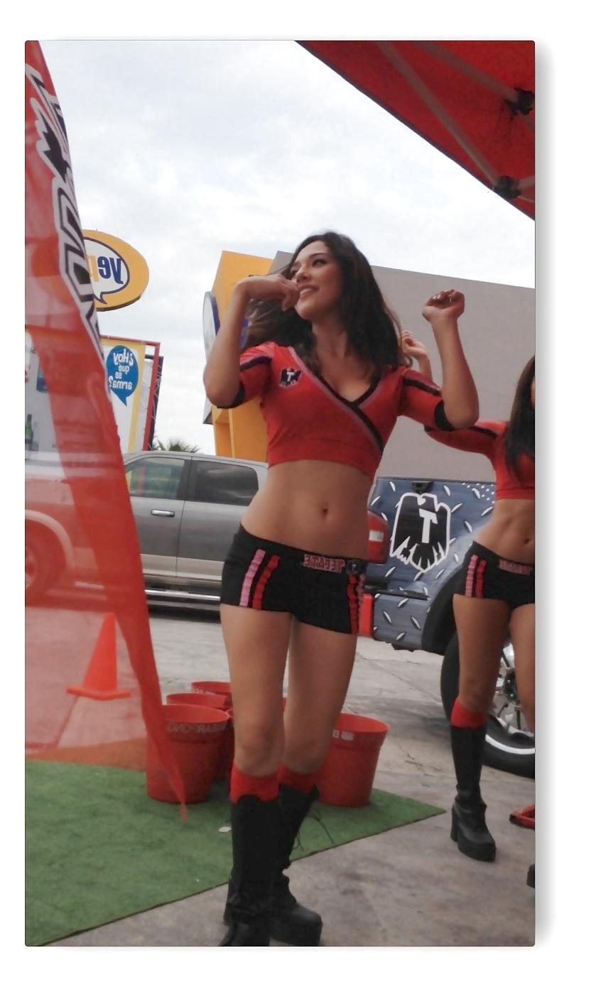 25P Tecate Girls