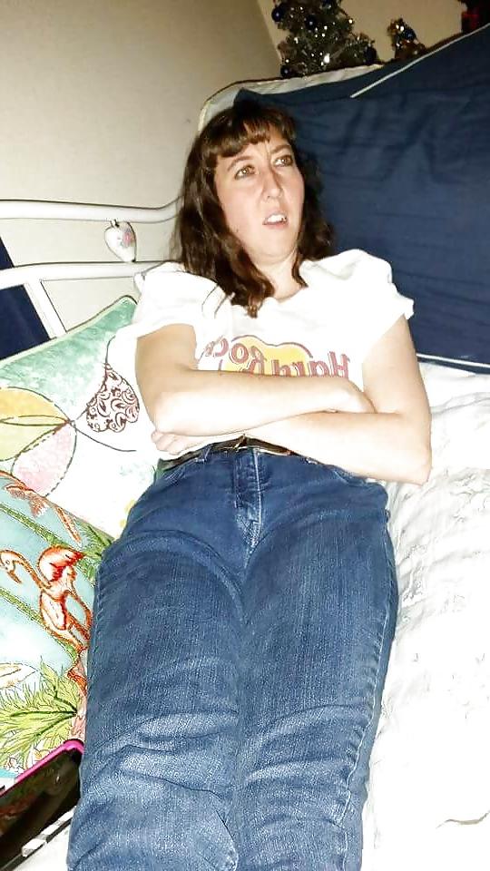 25P My Wife's pussy mound you can see through jeans.