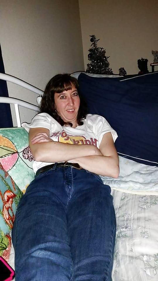 25P My Wife's pussy mound you can see through jeans.
