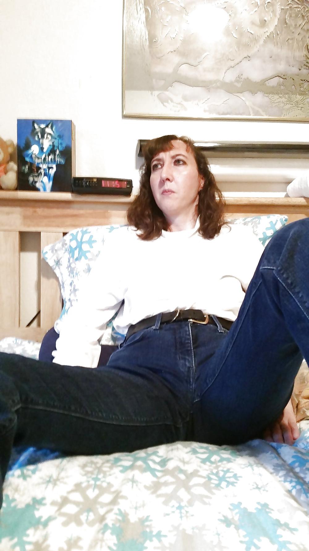 25P My Wife's pussy mound you can see through jeans.