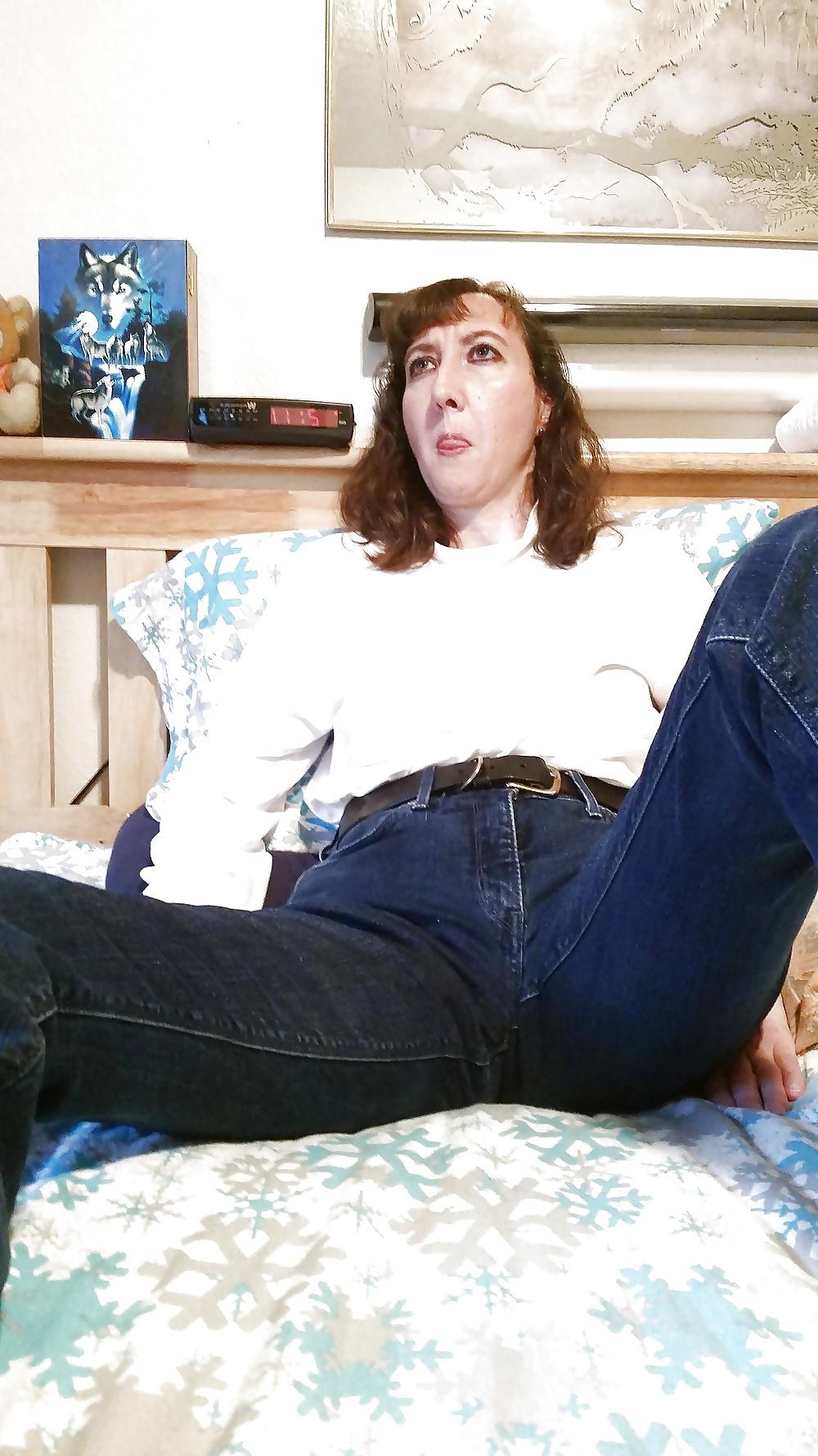 25P My Wife's pussy mound you can see through jeans.