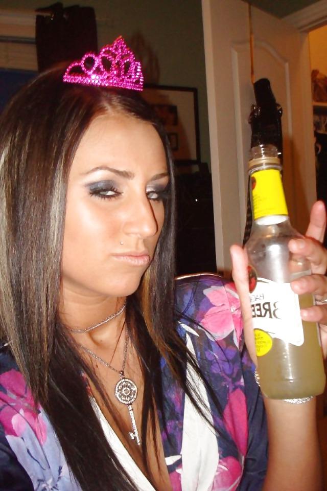 25P Facebook babes 16