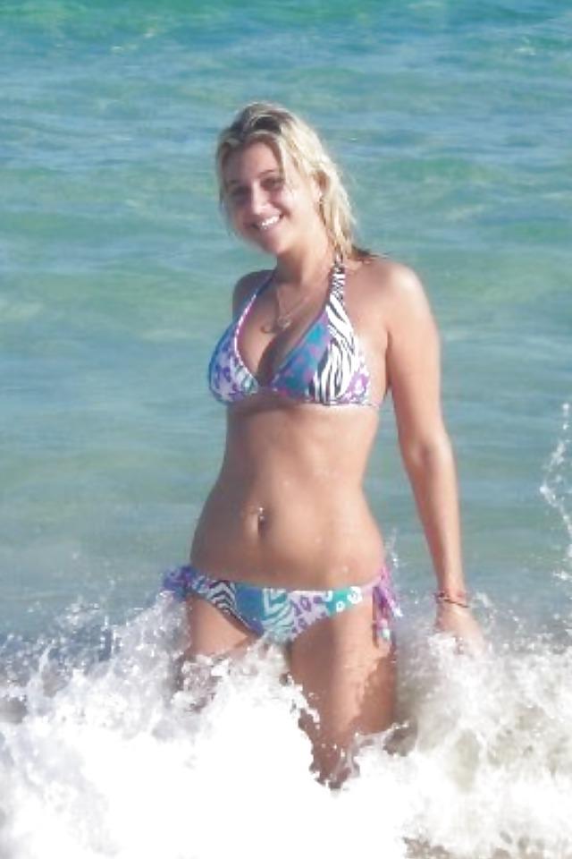 25P Facebook babes 16