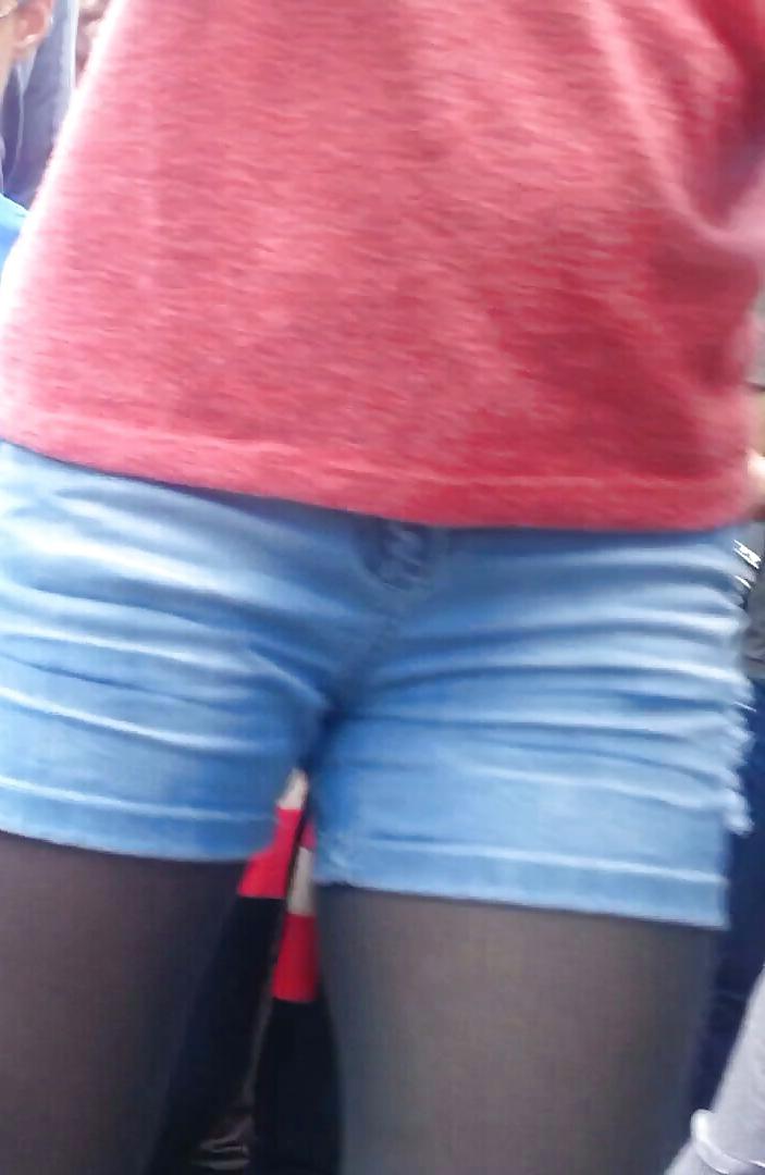25P Spy cameltoe jeans, shorts sexy women romanian