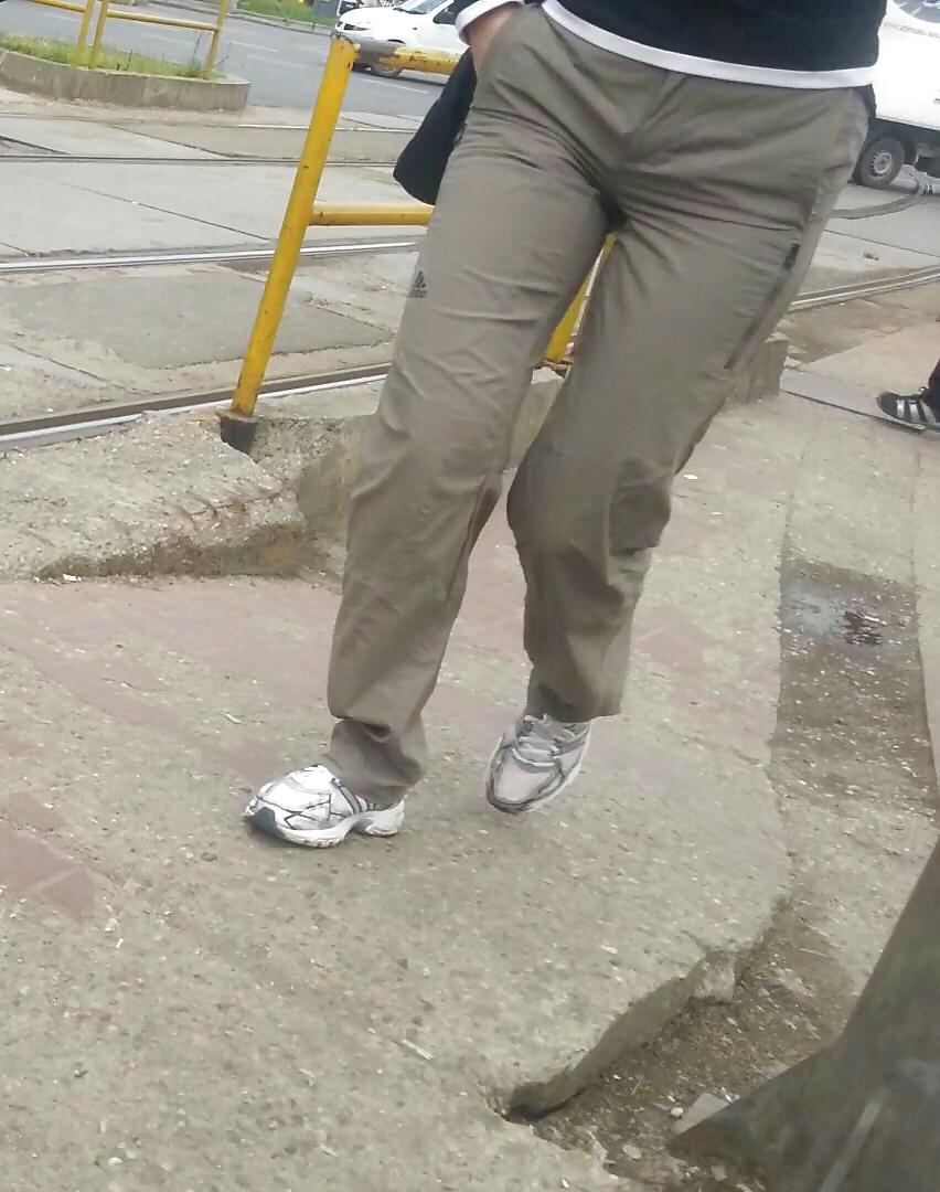 25P Spy cameltoe jeans, shorts sexy women romanian