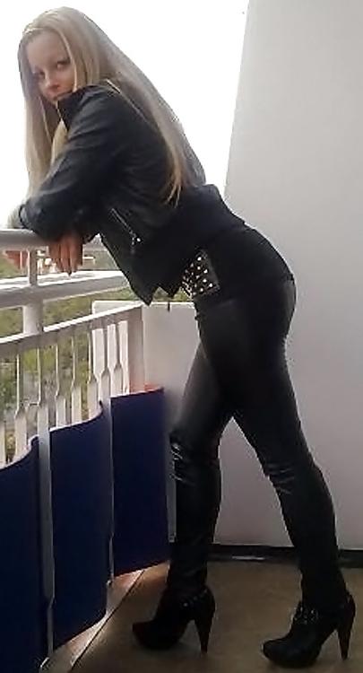 8P Shiny Leggings