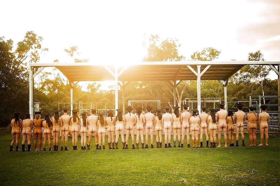 9P Australian students