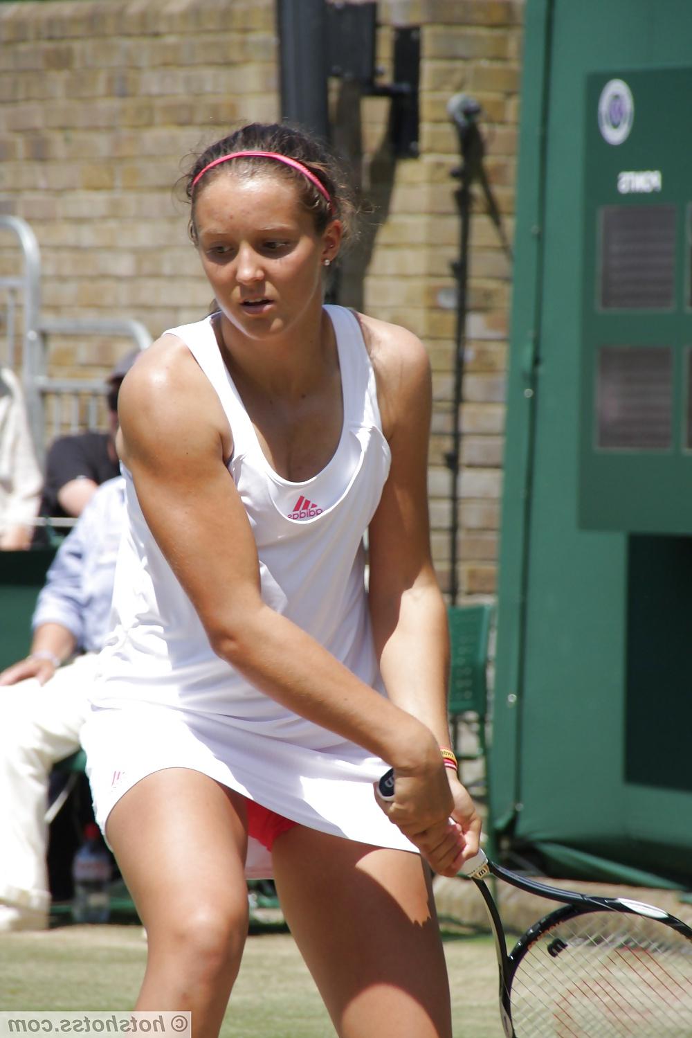 25P Laura Robson Oncourt