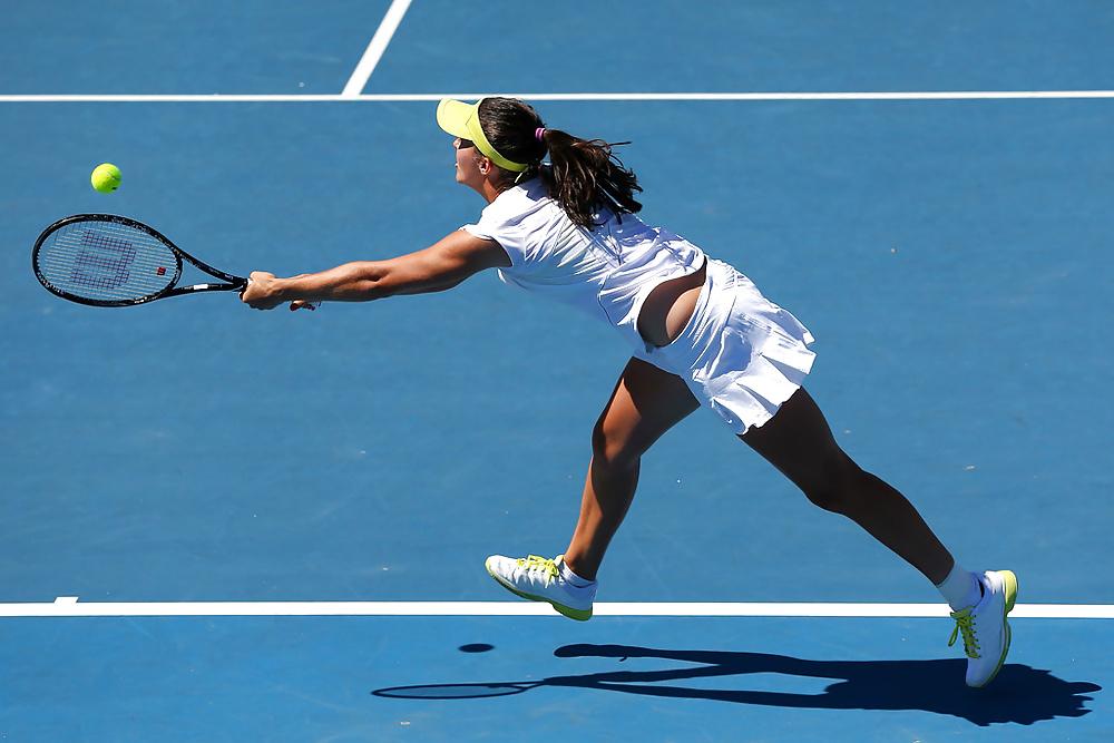 25P Laura Robson Oncourt